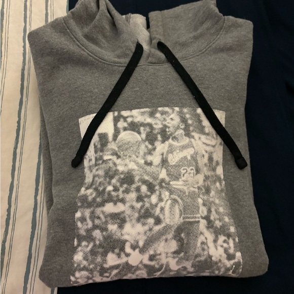 Jordan sweater